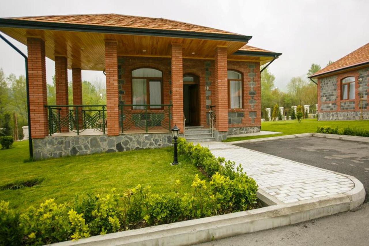 Sheki Park Hotel Bagian luar foto