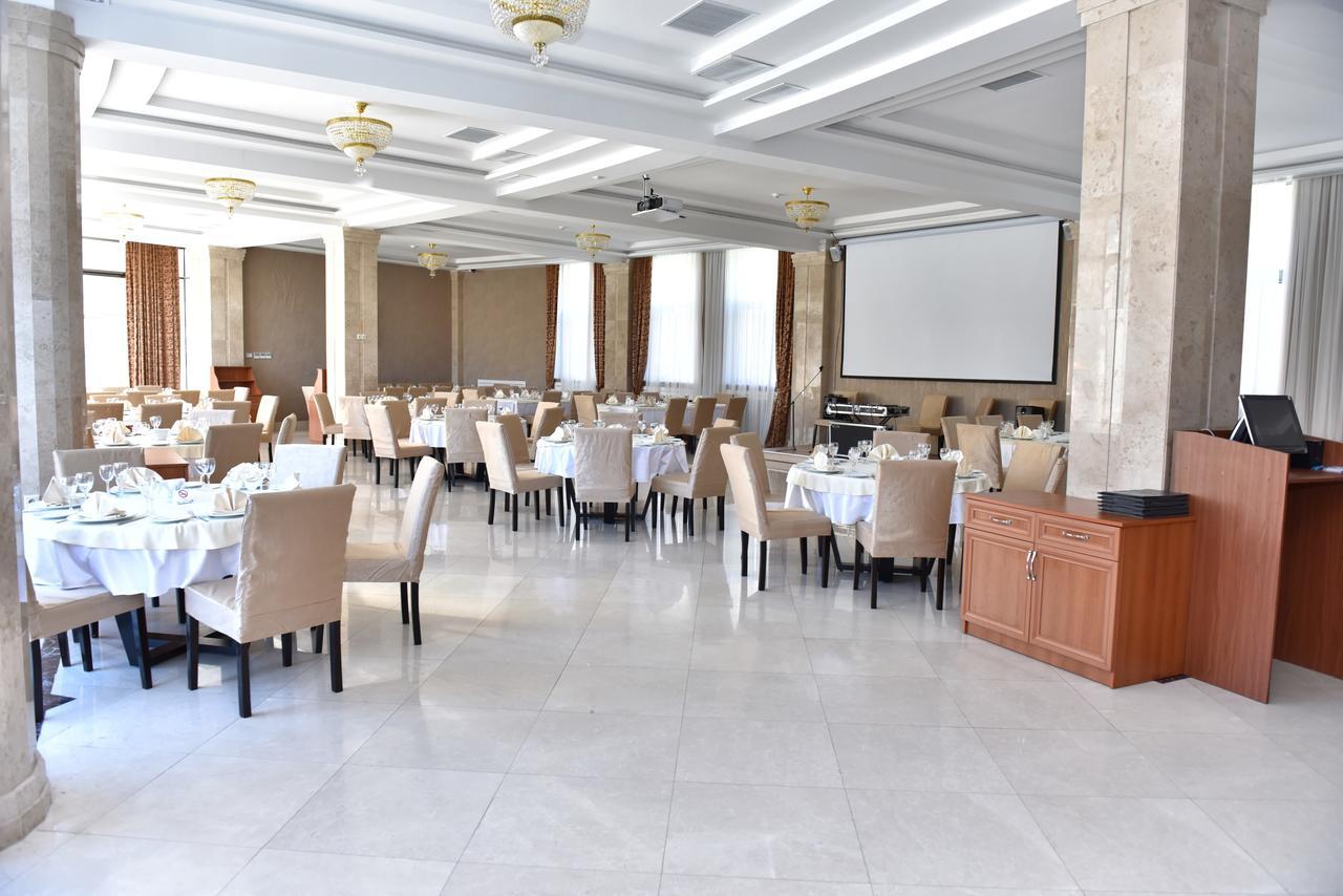 Sheki Park Hotel Bagian luar foto