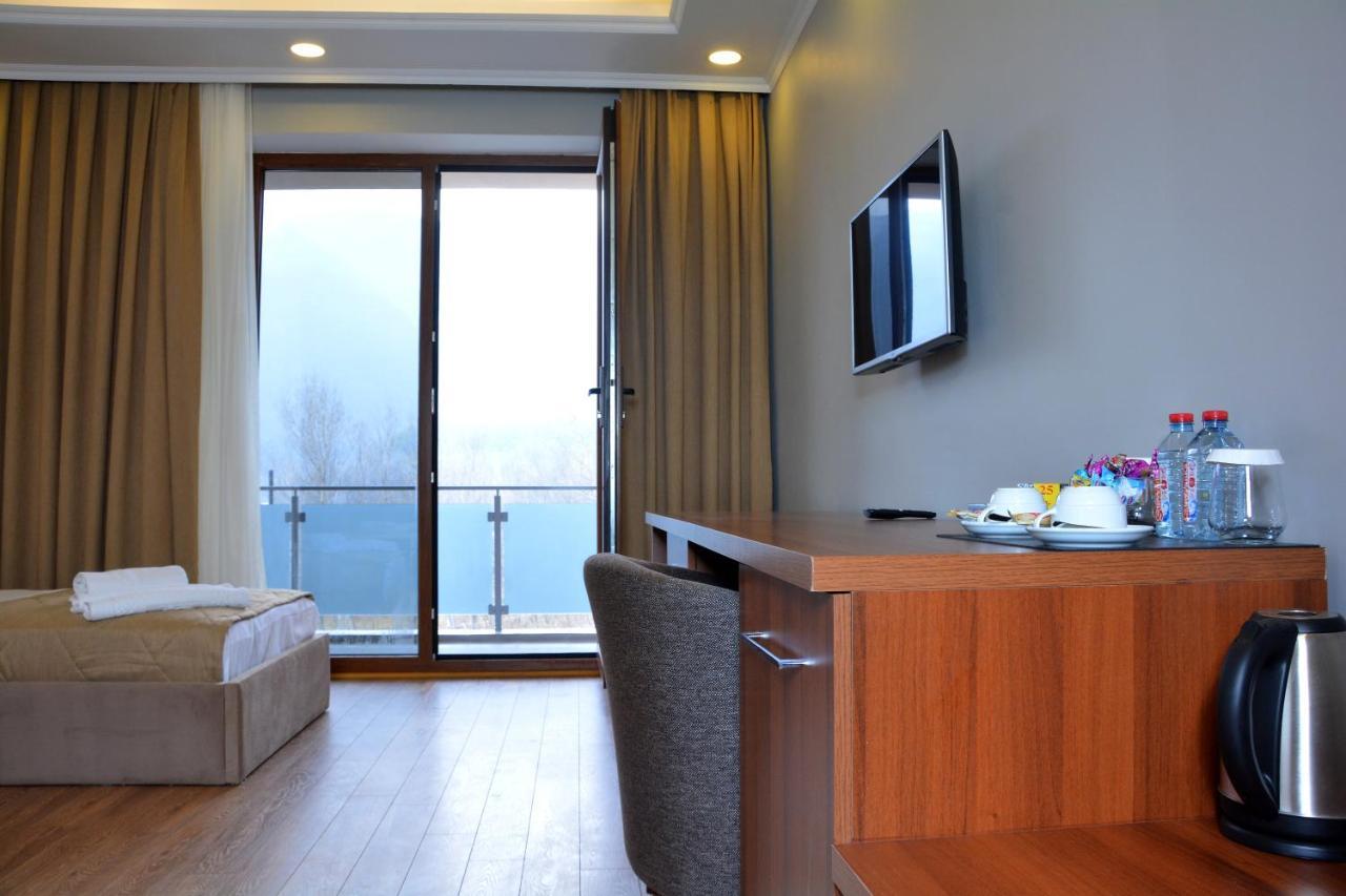 Sheki Park Hotel Bagian luar foto