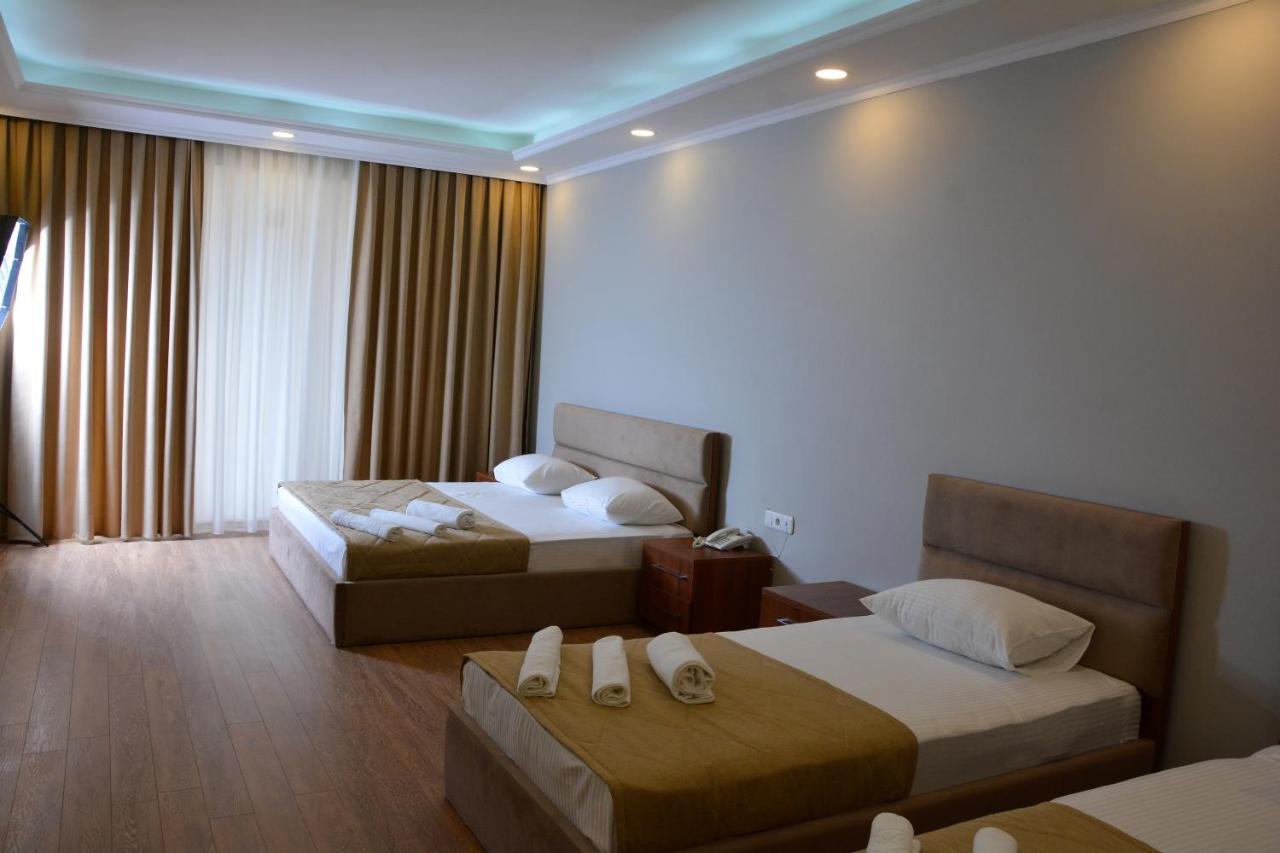 Sheki Park Hotel Bagian luar foto