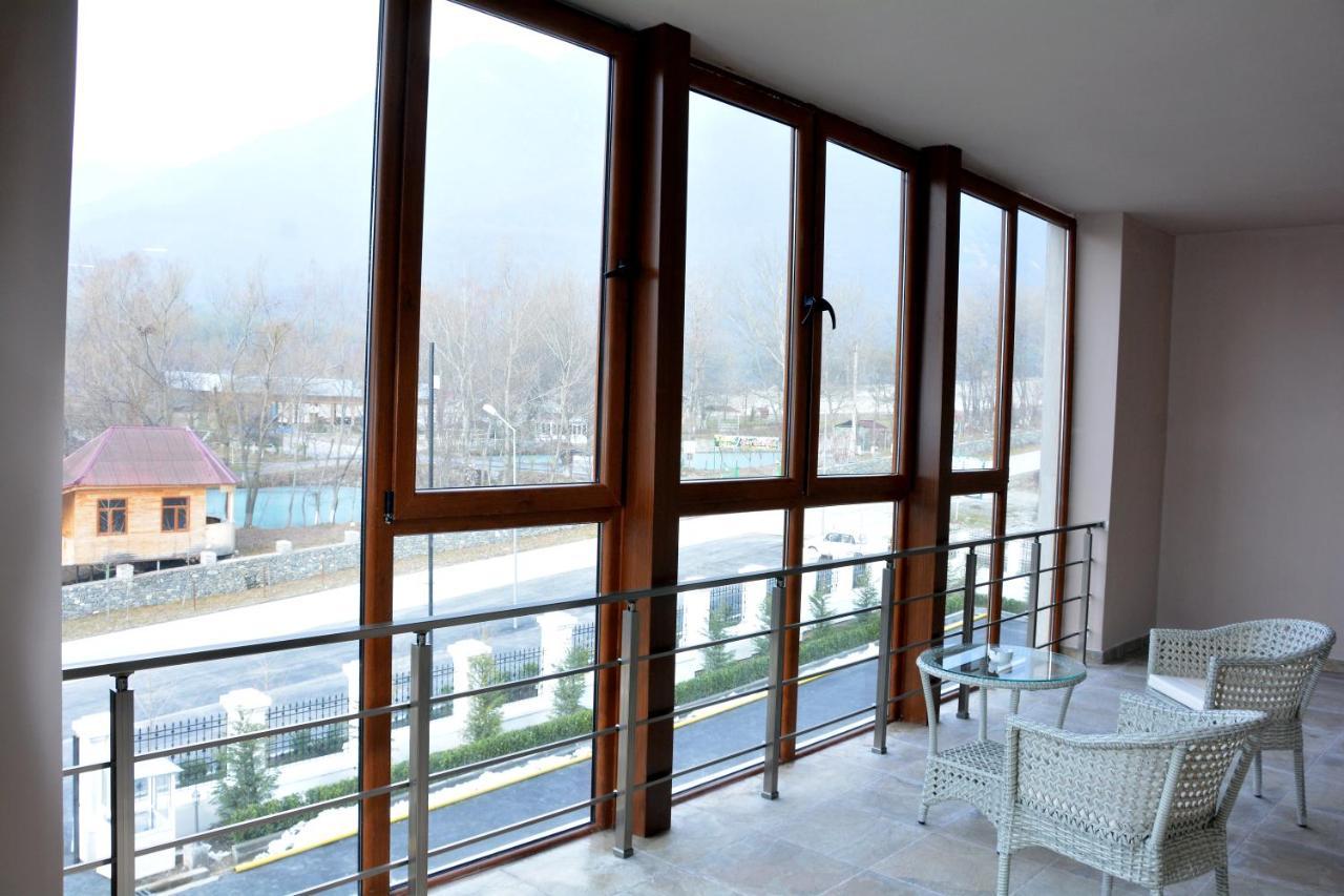Sheki Park Hotel Bagian luar foto