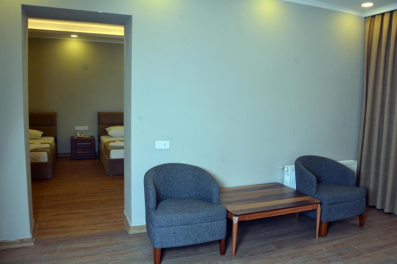 Sheki Park Hotel Bagian luar foto